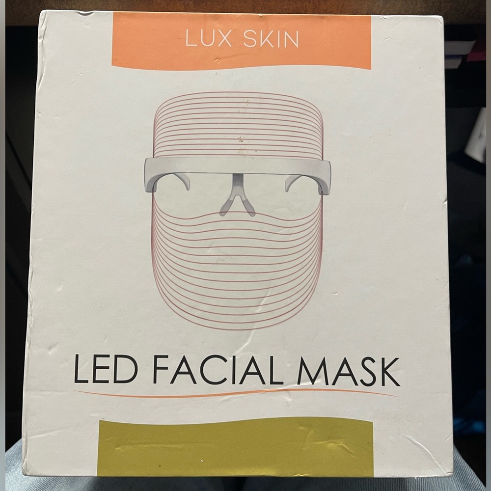 Lux Skin LED Facial Mask